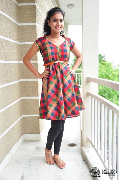 Sukriti-at-Kerintha-Movie-Success-Meet